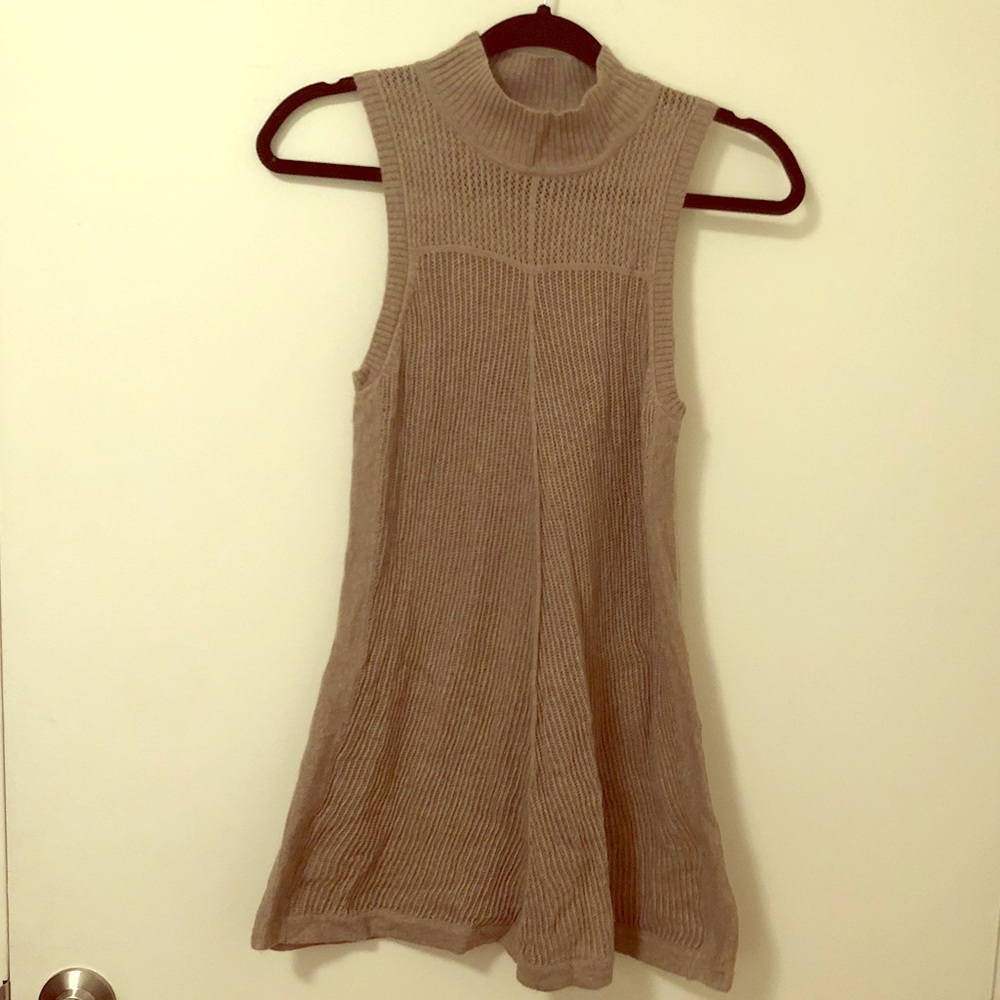 Et Eais Sleeveless sweater top, sz XS